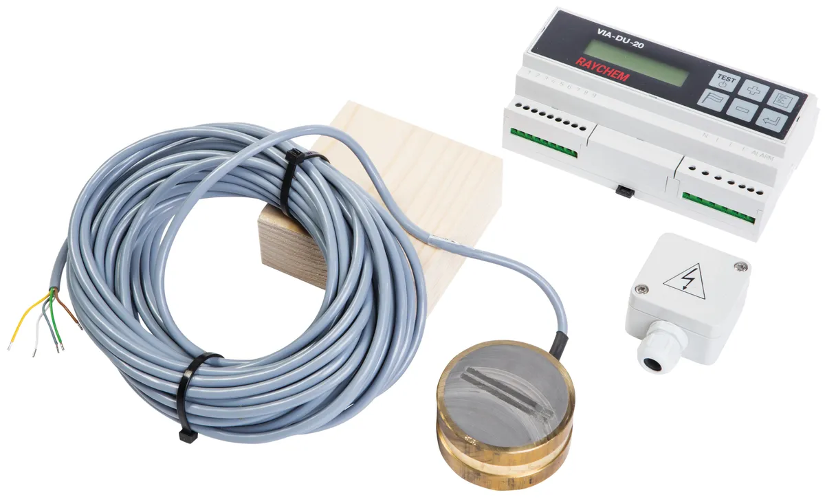 VIA-DU-20 controller with external moisture and temperature sensor.